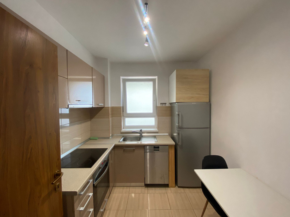 Apart 2 camere, decomandat, loc de parcare, Prima Nufărul
