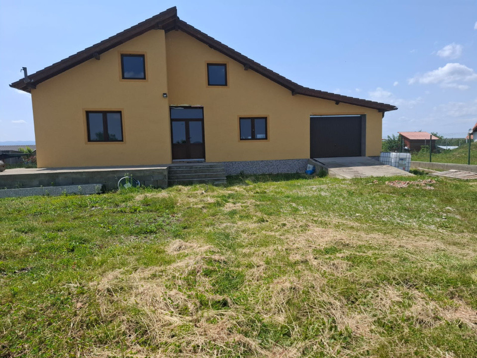 Casa individuala 4 camere, 163mp utili si 1000mp teren,  Dealul Sibiului.