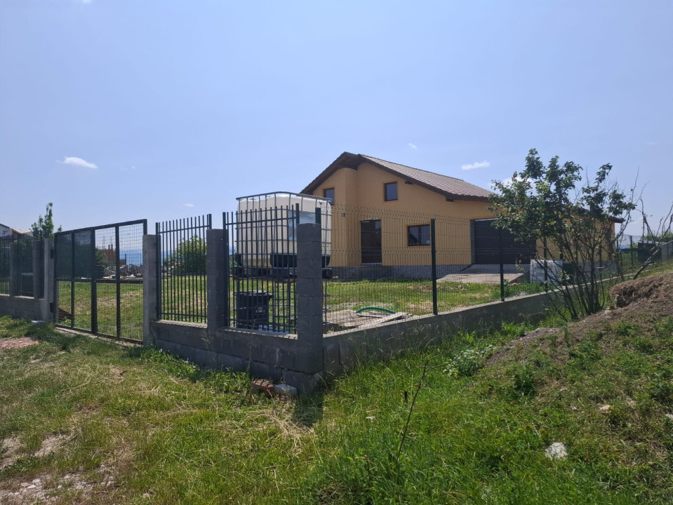 Casa individuala 4 camere, 163mp utili si 1000mp teren,  Dealul Sibiului.