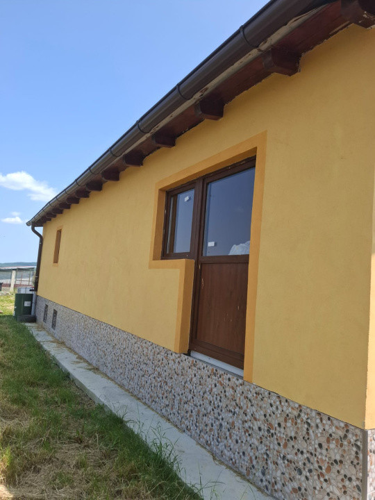 Casa individuala 4 camere, 163mp utili si 1000mp teren,  Dealul Sibiului.