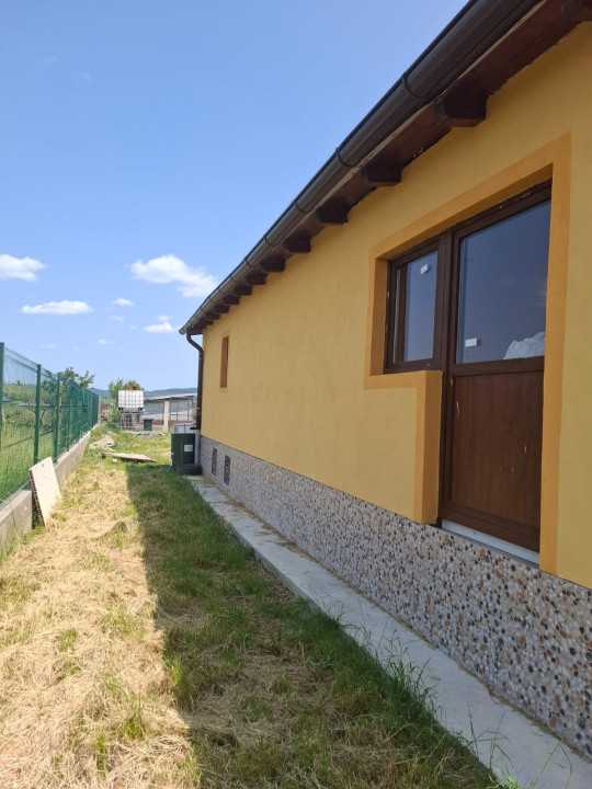 Casa individuala 4 camere, 163mp utili si 1000mp teren,  Dealul Sibiului.