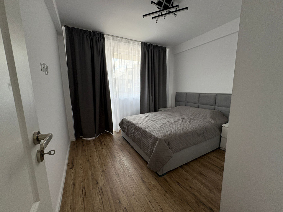 Apartament, 3 camere, open space, 68 mp, Centru, zona Campia Islaz