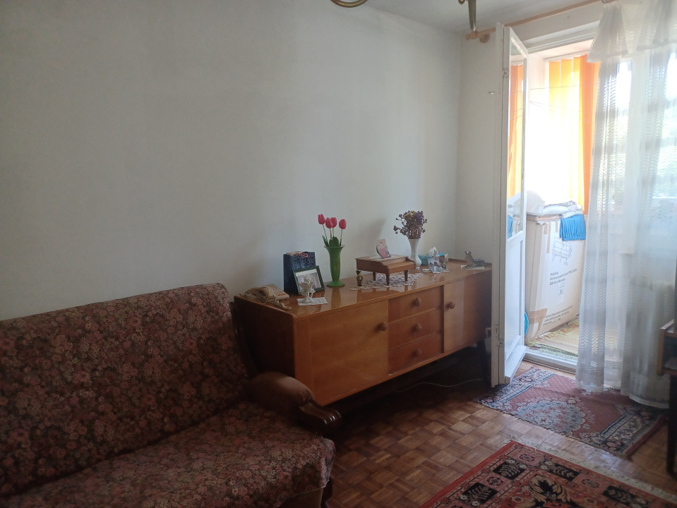 De vanzare apartament 2 camere circular Astra - Planete