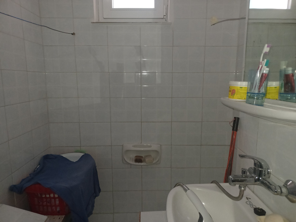 De vanzare apartament 2 camere circular Astra - Planete