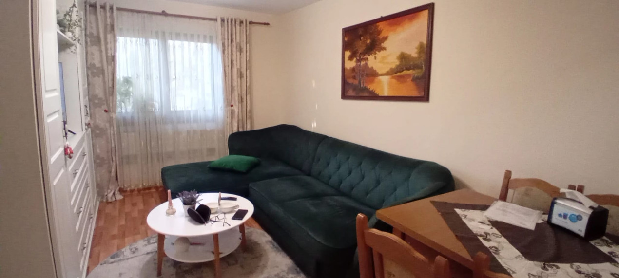 De vânzare apartament cu 3 camere, 62 mp., Zona Cordoș, 119000 Euro