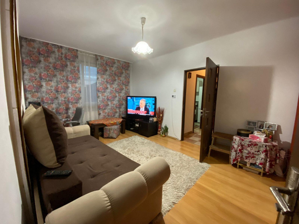 Ofertă de vânzare apart. cu 2 camere, Semicentral, Gară