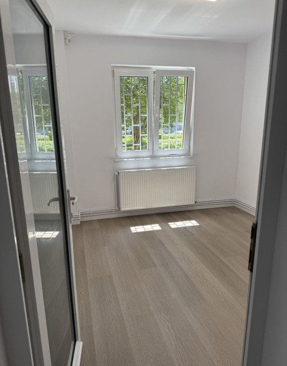Inchiriere apartament 2 camere parțial mobilat, str.Hărmanului