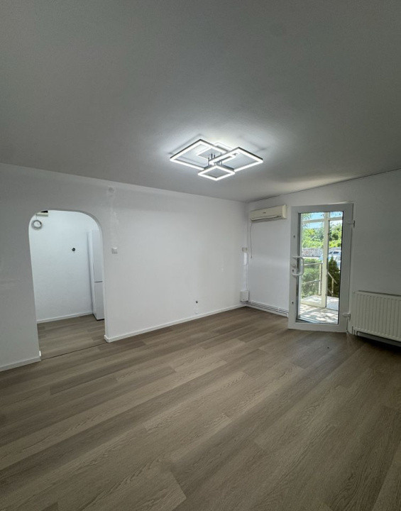 Inchiriere apartament 2 camere parțial mobilat, str.Hărmanului