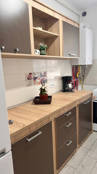 CHIRIE | 2 camere decomandat + gradina privata | Loc parcare inclus 