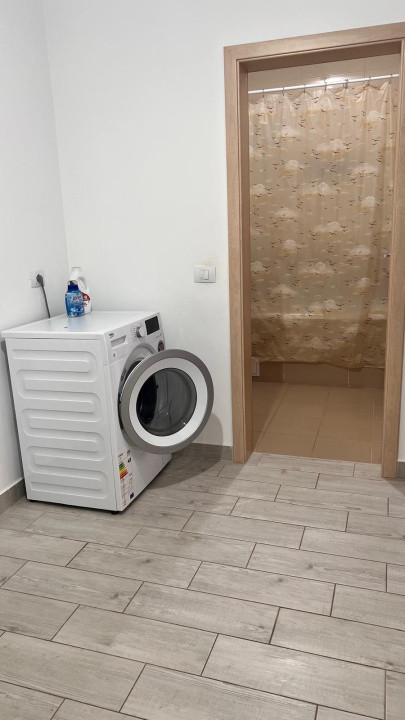 CHIRIE | 2 camere decomandat + gradina privata | Loc parcare inclus 