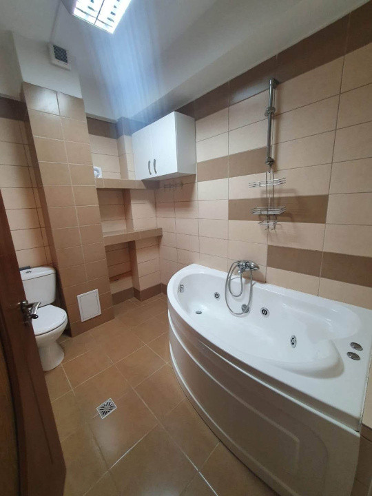 🏡 Apartament 3 camere decomandat | 70 mp | Etaj 1 | Parcare inclusă | 