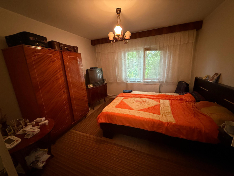 Apartament 4 camere, decomandat, 90 mp, cartier George Enescu 