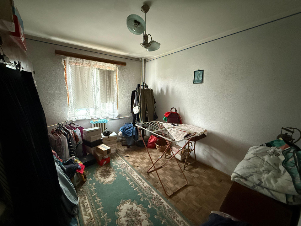 Apartament 3 camere, 51 mp, cartier Craiovita Noua, Zona Niela