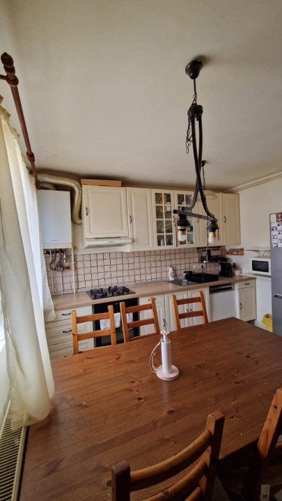 Apartament 3 camere, 82 mp utili, Zona Valea Aurie
