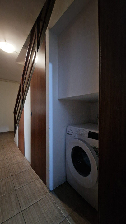 Apartament 3 camere, 82 mp utili, Zona Valea Aurie