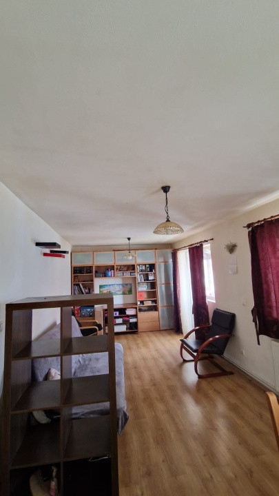 Apartament 3 camere, 82 mp utili, Zona Valea Aurie