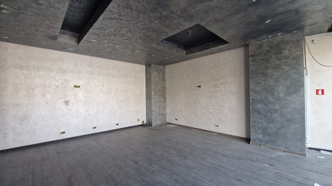 Spatiu comercial, 148mp, Calea Bucuresti, zona McDonalds