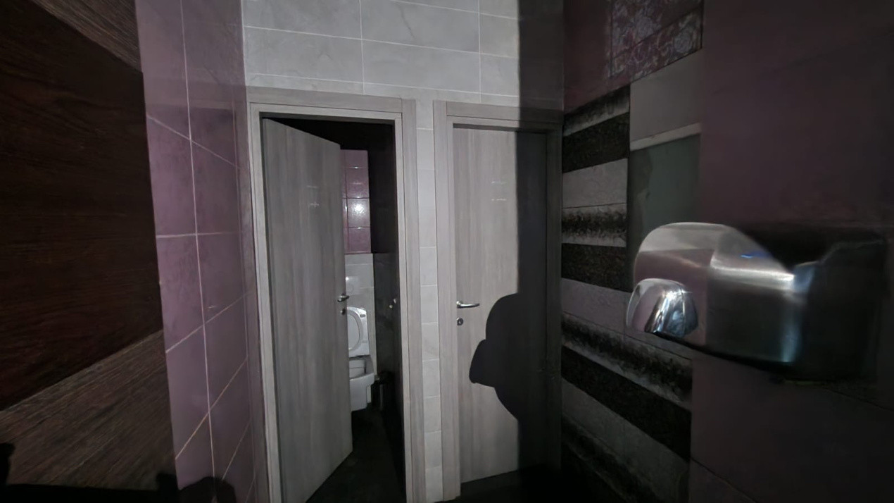 Spatiu comercial, 148mp, Calea Bucuresti, zona McDonalds