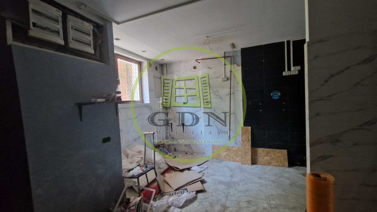 Spatiu comercial, 148mp, Calea Bucuresti, zona McDonalds