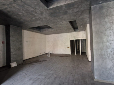Spatiu comercial, 148mp, Calea Bucuresti, zona McDonalds