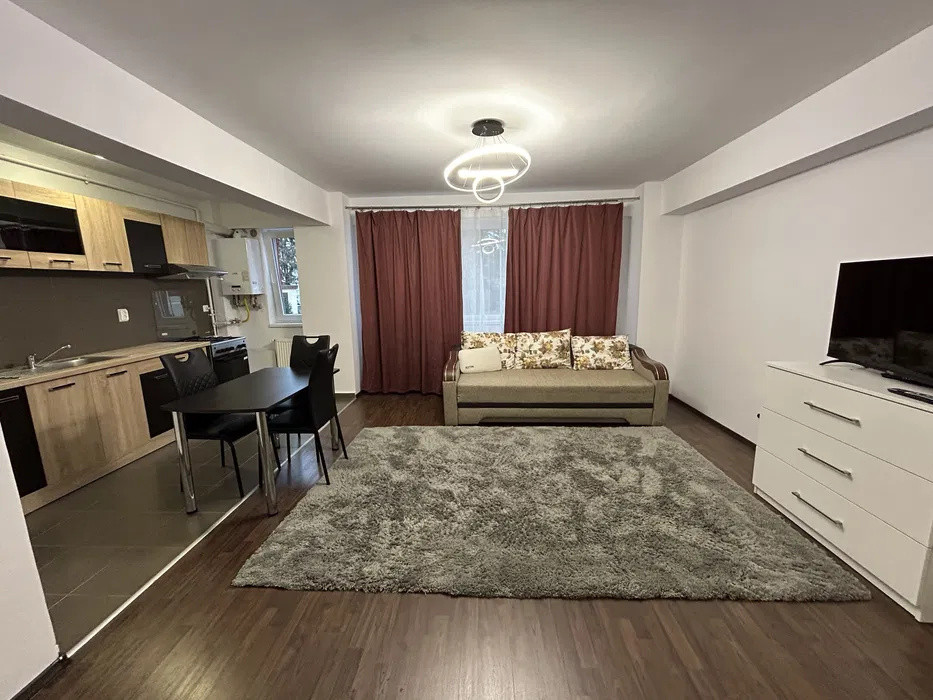 Apartament Cedonia pentru închiriere 