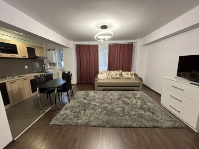Apartament Cedonia pentru închiriere 