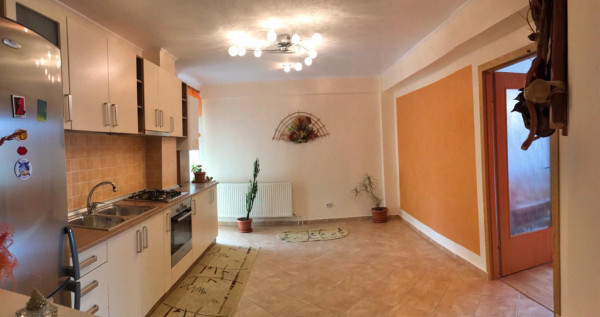 Închiriere apartament 3 camere – mobilat, etaj 1, zona Rahova – Sibiu