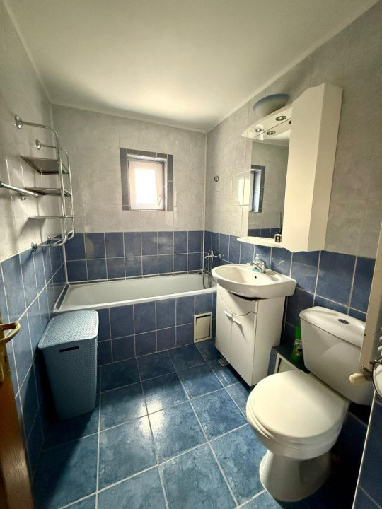 Închiriere apart. cu 3 camere, mobilat, zona Mărăști