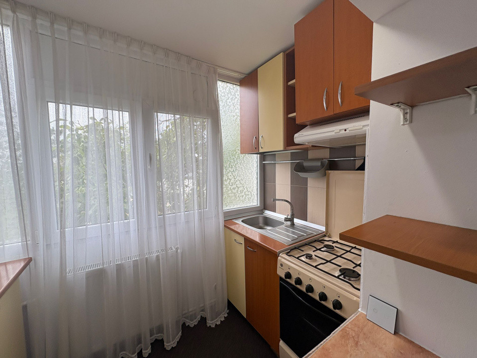 Apartament, 2 camere, decomandat, 55 mp, Cartier Gara, zona Lidl