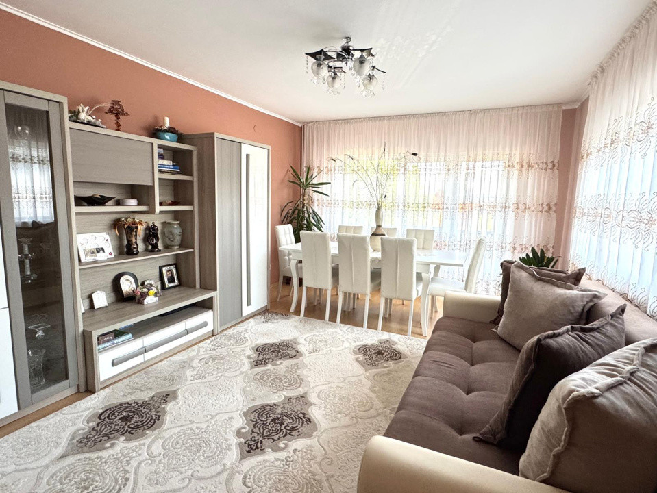 Duplex de vazanre in zona Grigore Ureche - intr-o zona linistita 