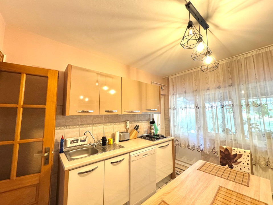 Duplex de vazanre in zona Grigore Ureche - intr-o zona linistita 