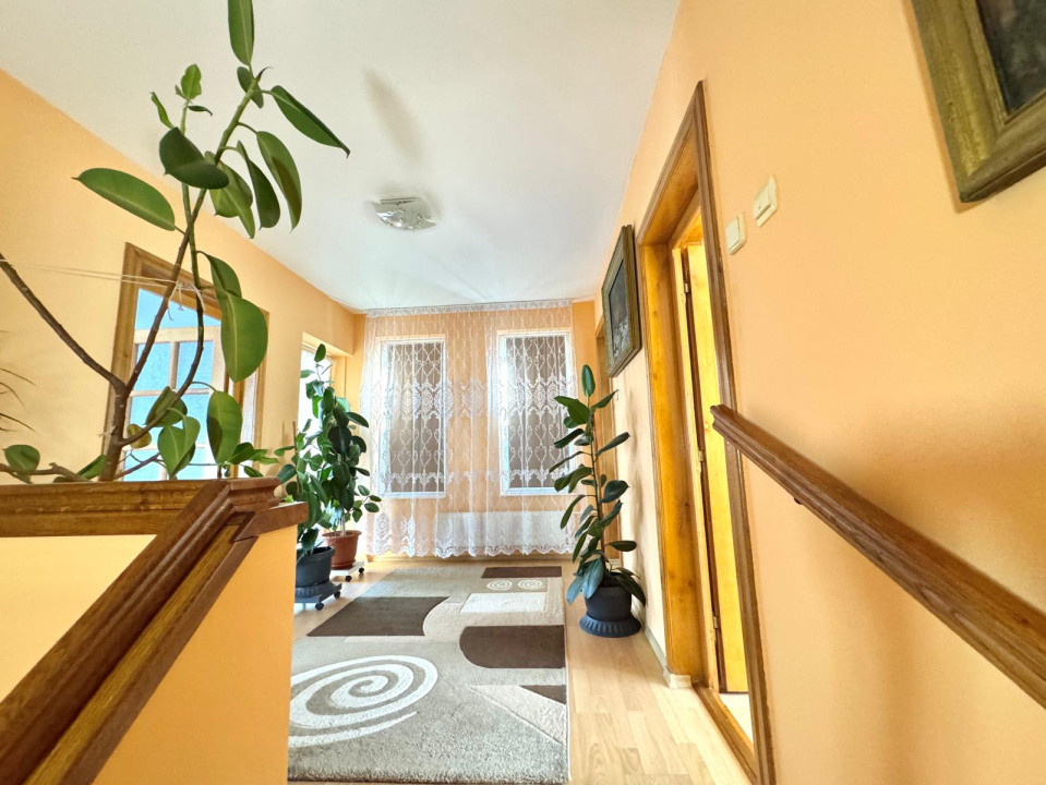 Duplex de vazanre in zona Grigore Ureche - intr-o zona linistita 