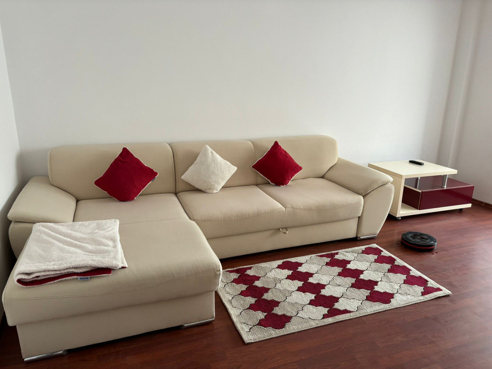 Inchiriere apartament 3 camere 650€ Astra 