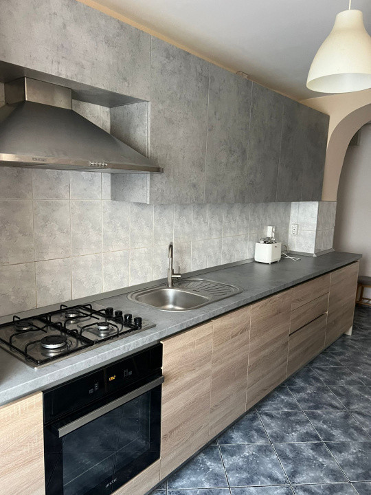 Inchiriere apartament 3 camere 650€ Astra 