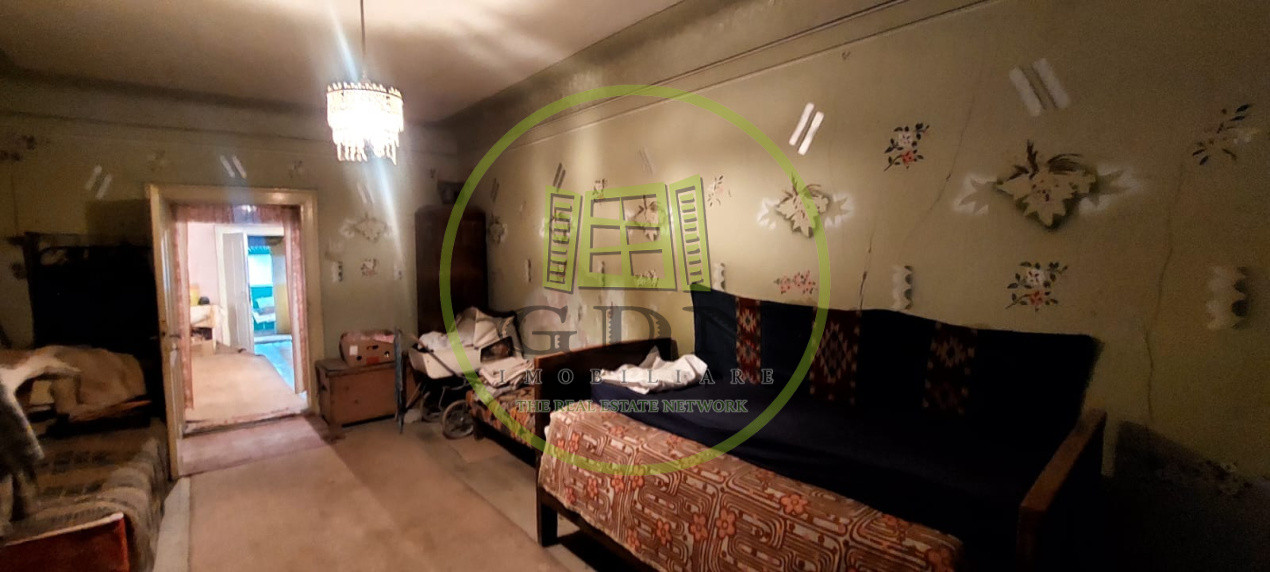 Casa 6 camere suprafata utila 190mp si teren 1440mp,spre vanzare in NOU SB