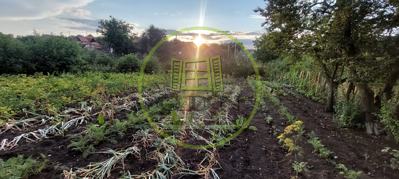 Casa 6 camere suprafata utila 190mp si teren 1440mp,spre vanzare in NOU SB