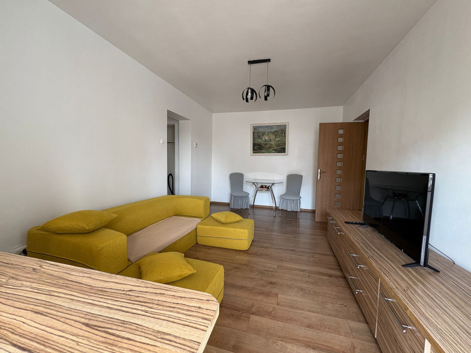 Apartament, 3 camere, decomandat, 65 mp, Calea Bucuresti