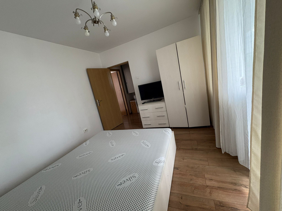 Apartament, 3 camere, decomandat, 65 mp, Calea Bucuresti