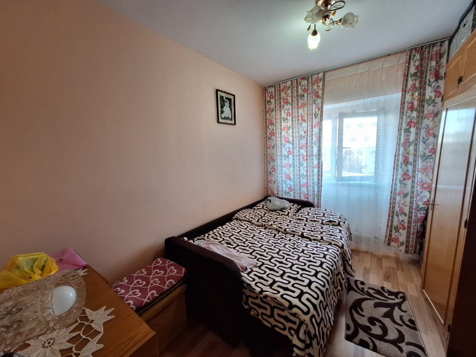 Ocazie! Apartament cu 3 camere 65 mp., 2 băi, zona Zorilor, 165000 Euro