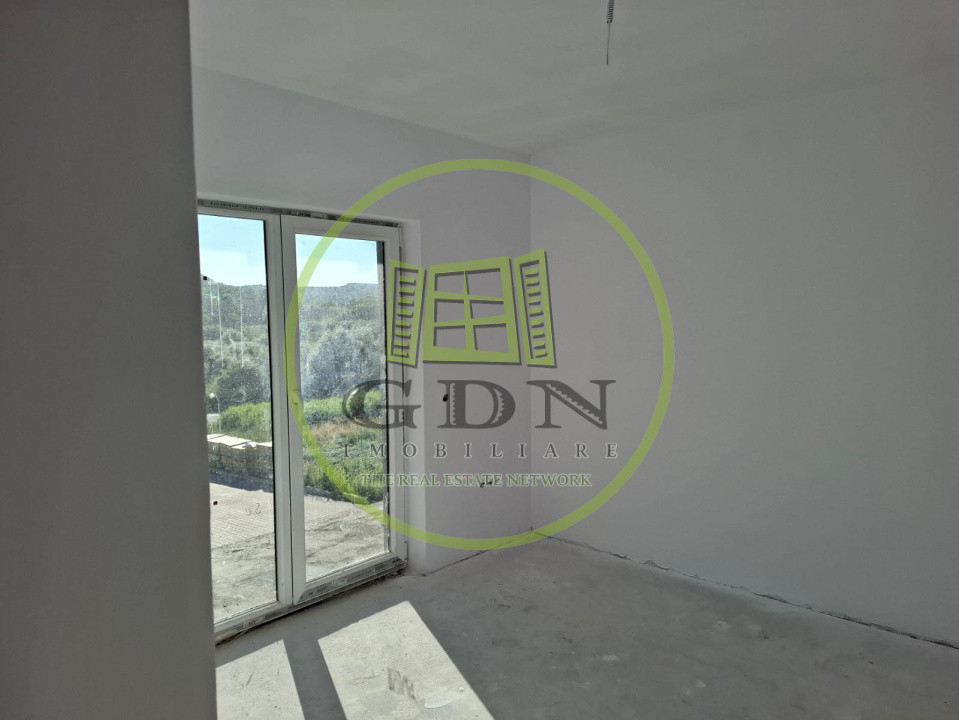  Casa individuala, 4 camere, 152mp, 2 locuri de parcare.