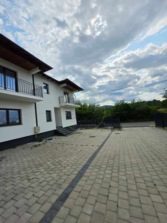 Duplex 4 camere, 128 mp, 2 locuri de parcare.