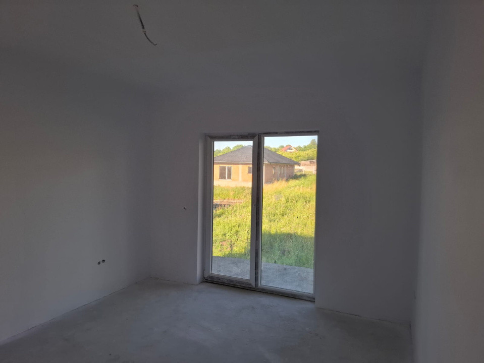  Casa individuala, 4 camere, 152mp, 2 locuri de parcare.