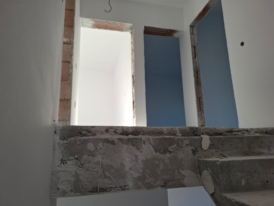  Casa individuala, 4 camere, 152mp, 2 locuri de parcare.