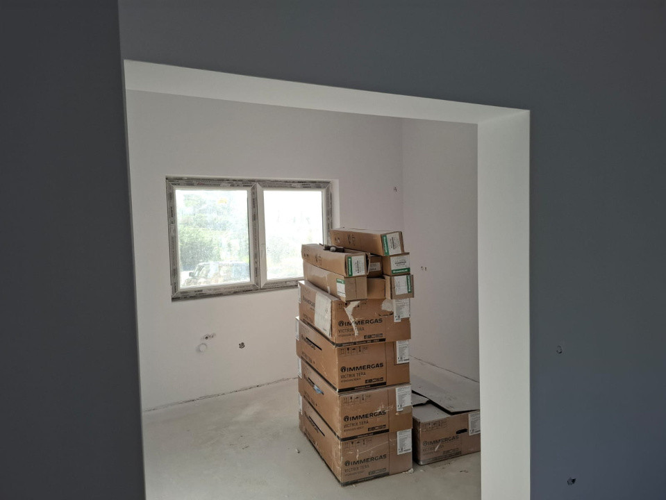  Casa individuala, 4 camere, 152mp, 2 locuri de parcare.