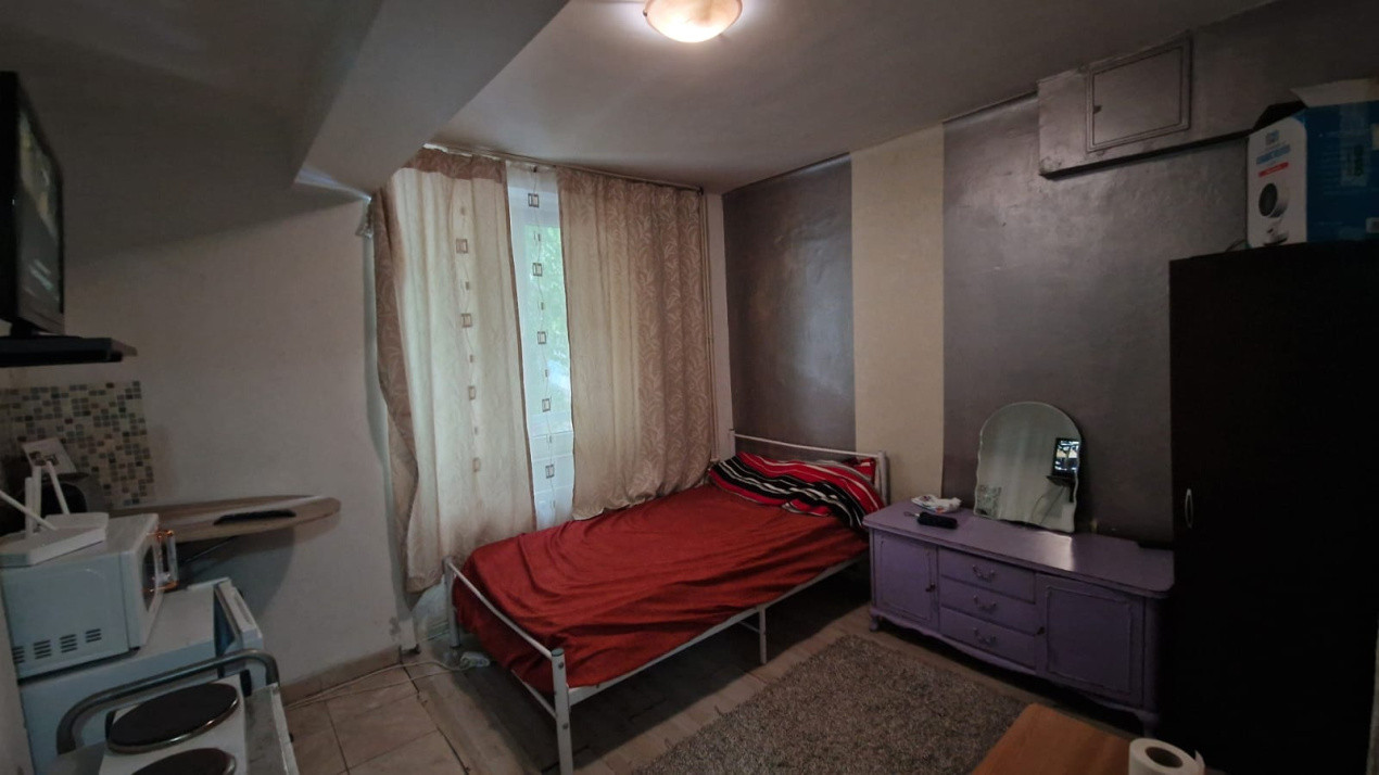 Garsoniera semidecomandata, 20mp, Centru, zona Teatru