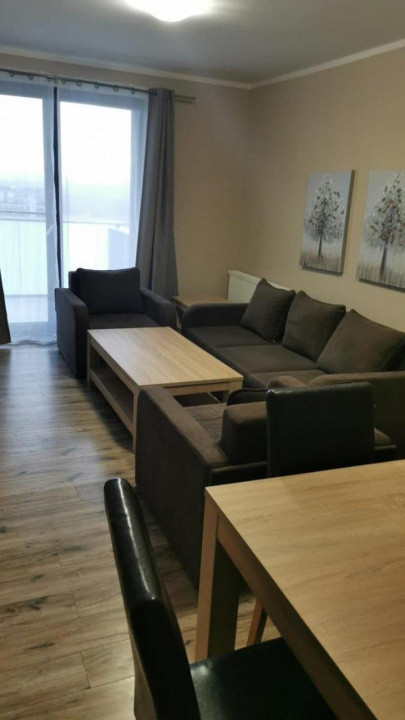 Închiriere apartament cu 2 camere, Park Lake, lângă Iulius