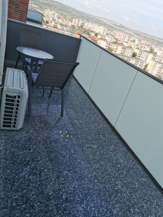 Închiriere apartament cu 2 camere, Park Lake, lângă Iulius