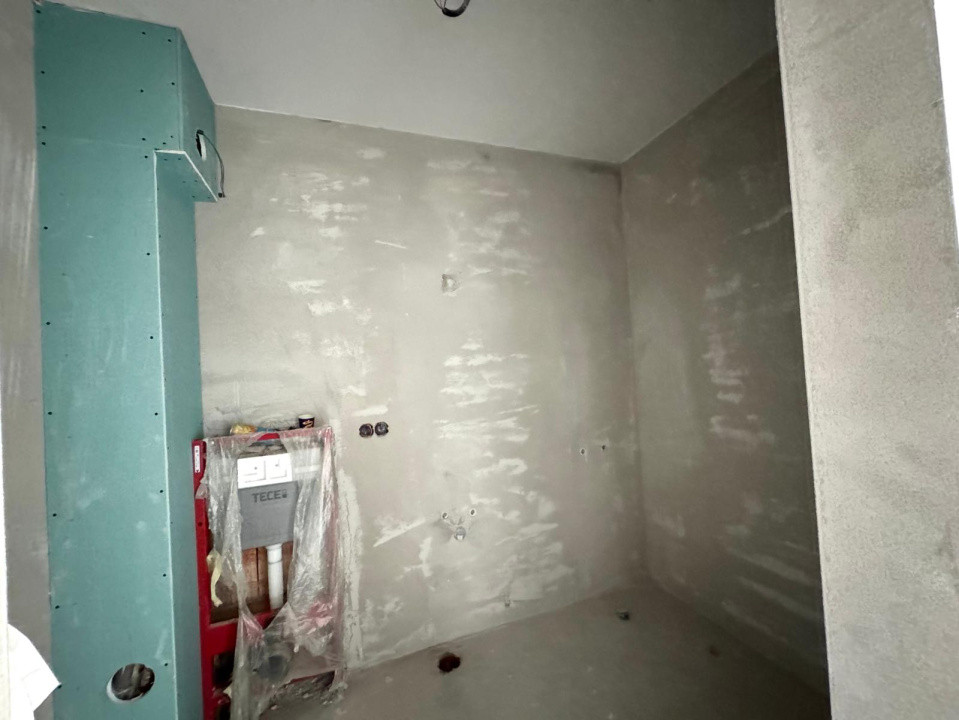 Apartament de vanzare - 3 camere - etaj 1 bloc nou finalizat Stefan cel Mare