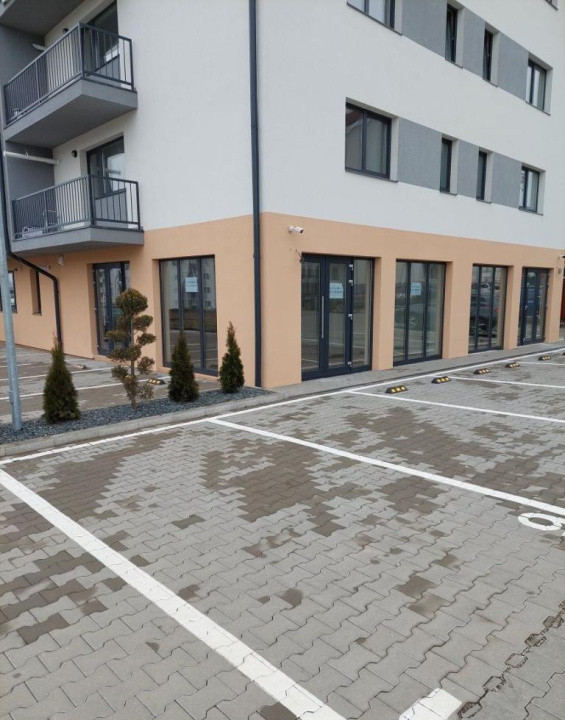 Spațiu comercial – 70 mp utili + curte + 3 locuri de parcare -Arhitectilor
