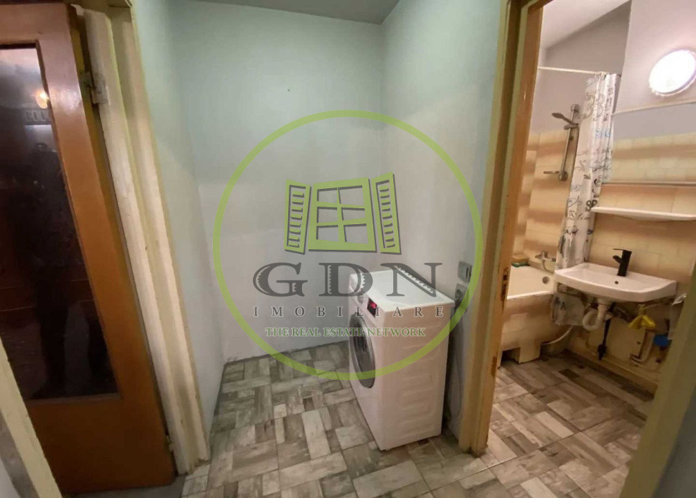 Apartament luminos, călduros și bine compartimentat, Mihai Viteazu, etaj 9/10